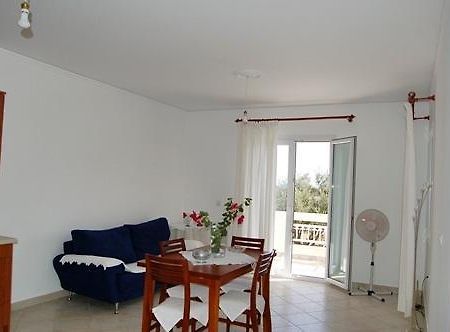 Villa Vourda ماراثوكابوسْ الغرفة الصورة